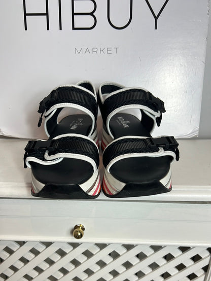 HOGAN. Sandalia tiras detalle plataforma. T 39