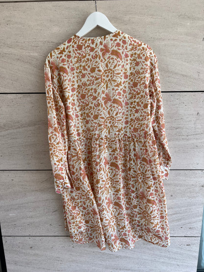 LOUISE MISHA. Vestido beige corto T.36