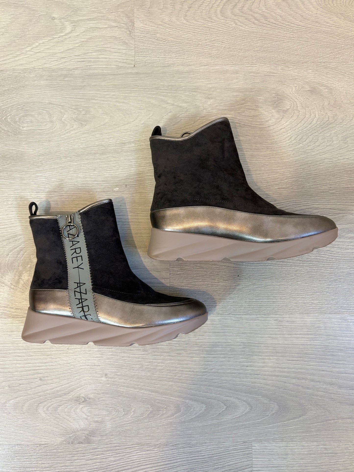 AZAREY. Botines tonos grises. T 38