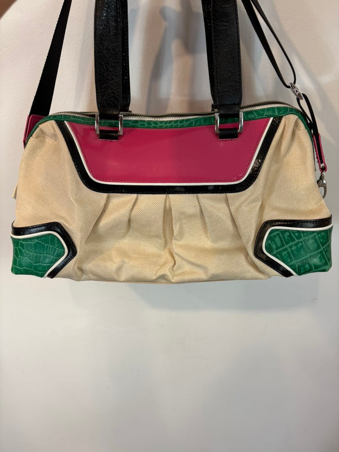 ICEBERG. Bolso doble asa texturas