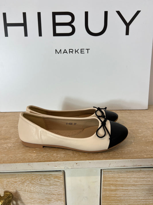 BELLUCCI. Two-tone ballerina T.37