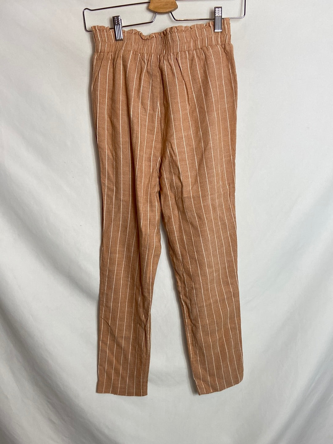 STRADIVARIUS. Striped beige trousers S.XS