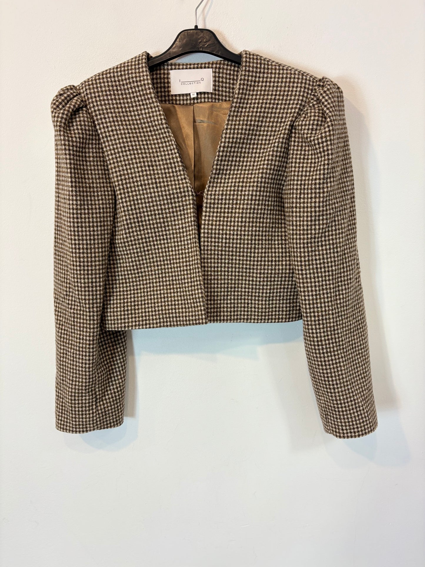 IQ. Checkered jacket with wool. TM