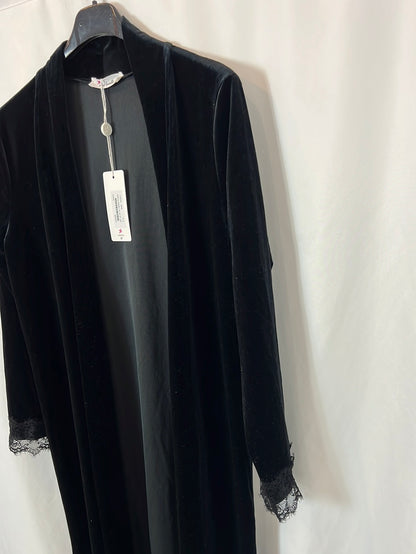 ALGO BONITO. Kimono largo negro encaje Tu(m)