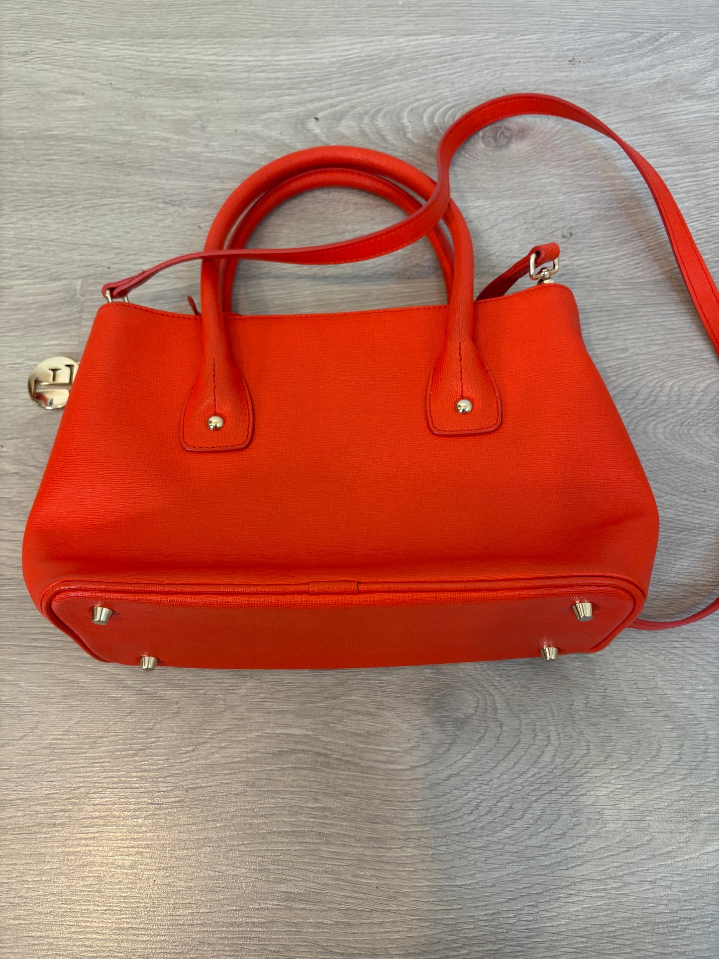 FURLA. Bolso rojo doble asa