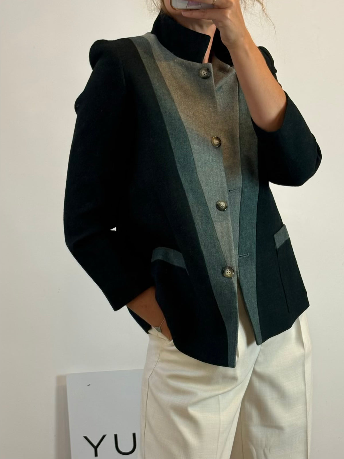 BYAN. Blazer lana tonos verdes
