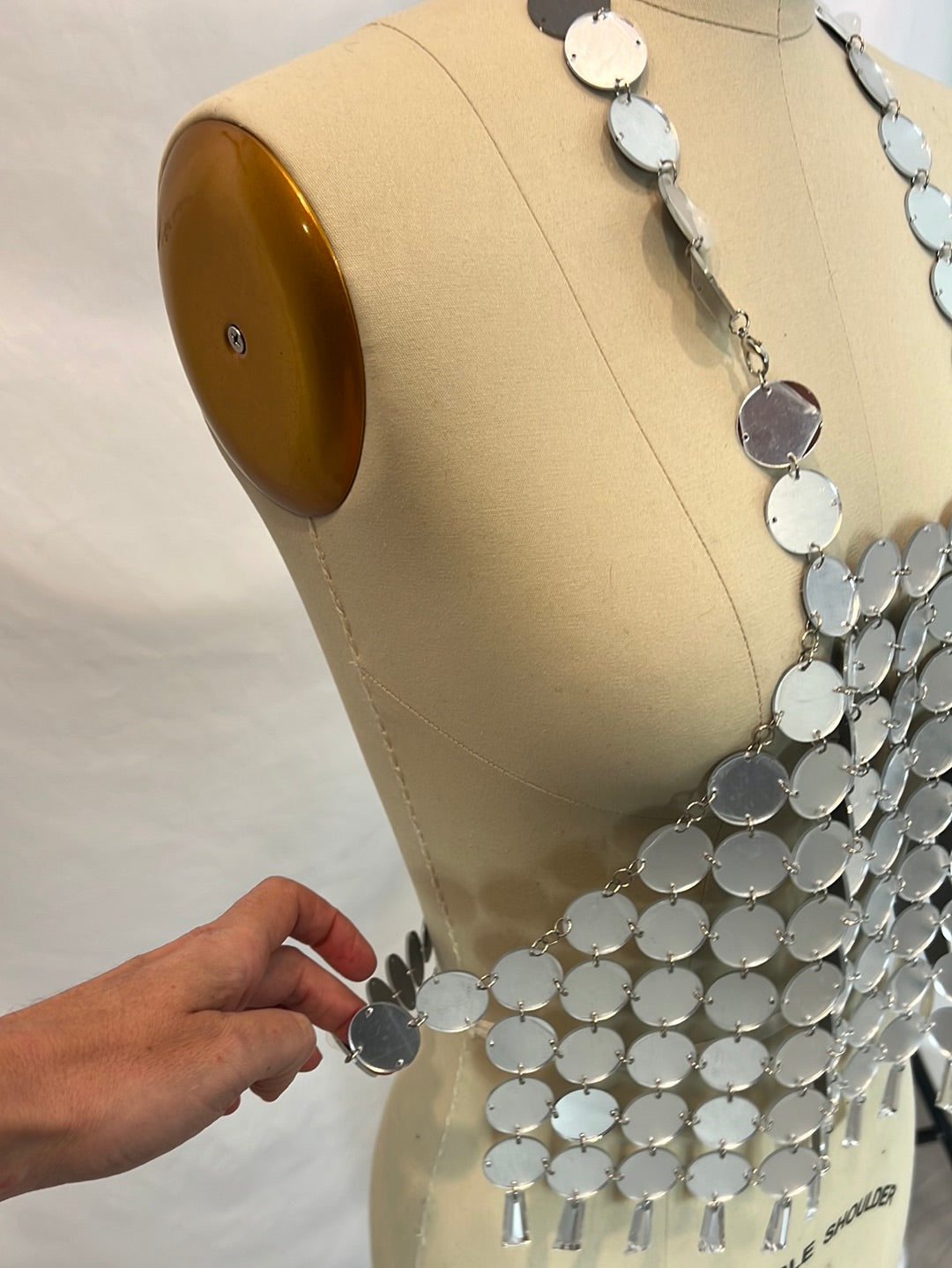 OTHERS. Silver studded top TU