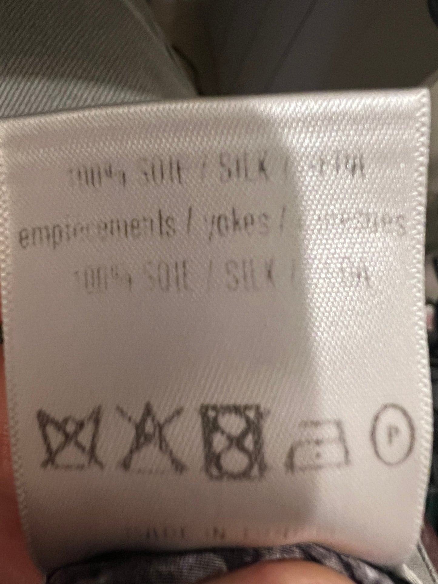 SANDRO. Shorts seda animal print. T 1 (S)