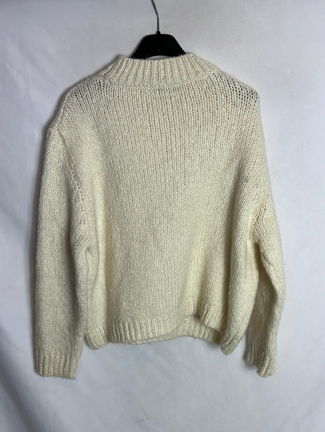 ZARA. Jersey beige claro. T S