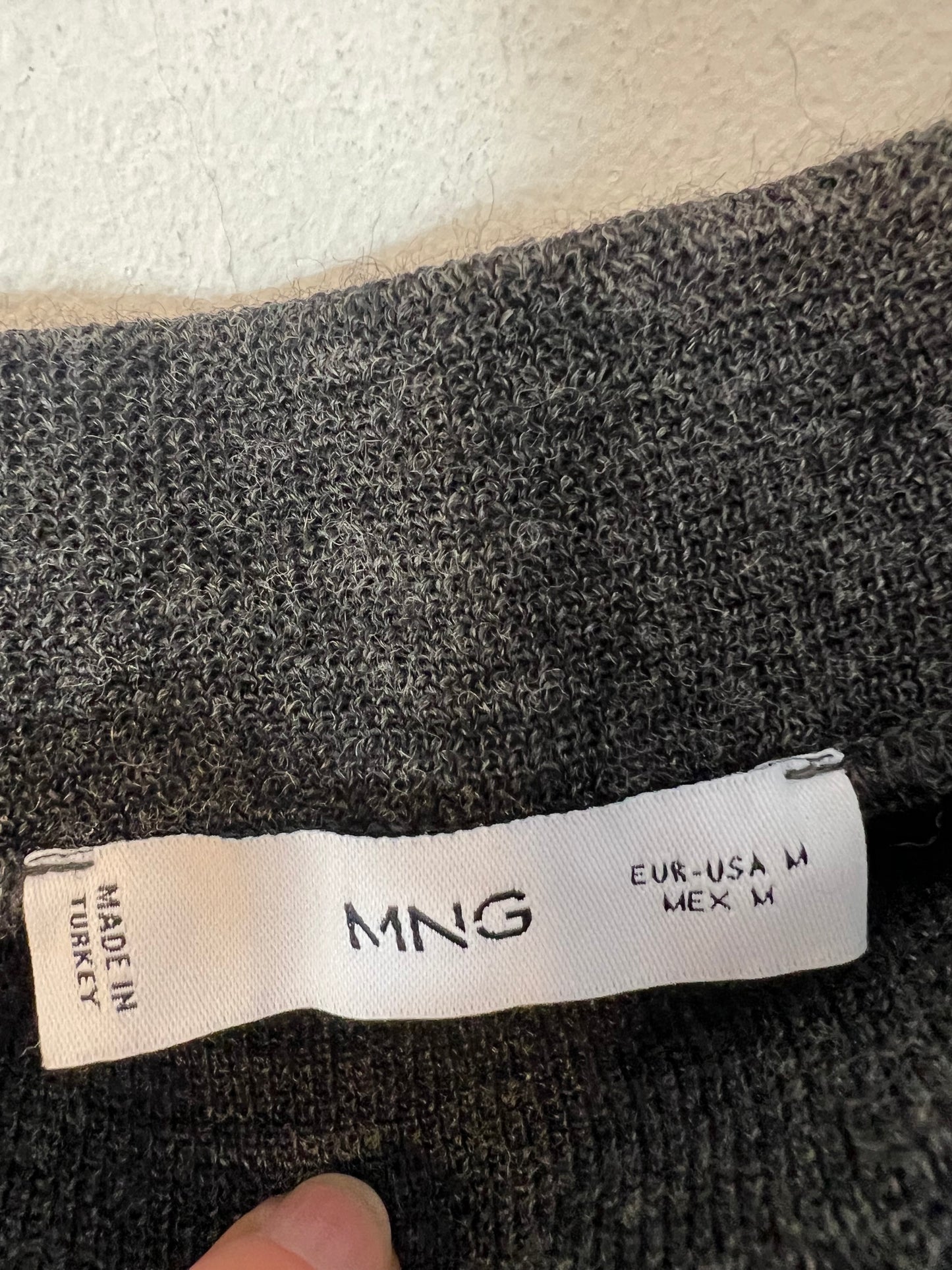 ZARA. Charcoal grey knit midi skirt. TM