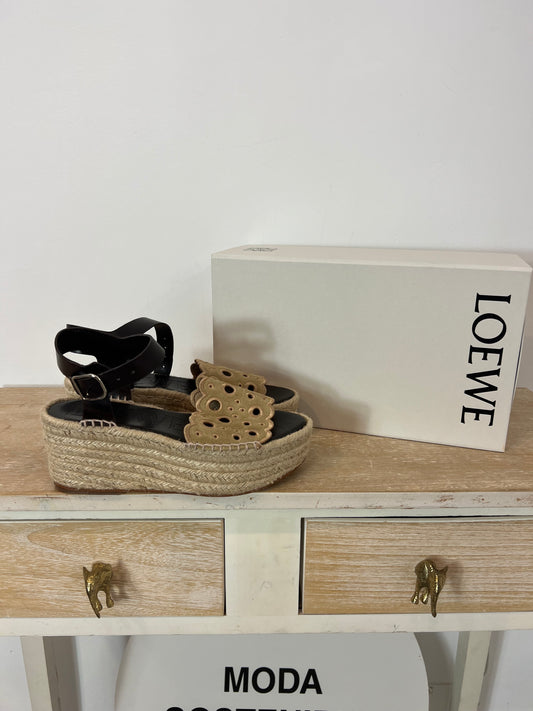 LOEWE. Die-cut esparto wedges, size 38