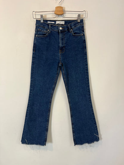 MANGO. Pantalón denim acampanado T.38