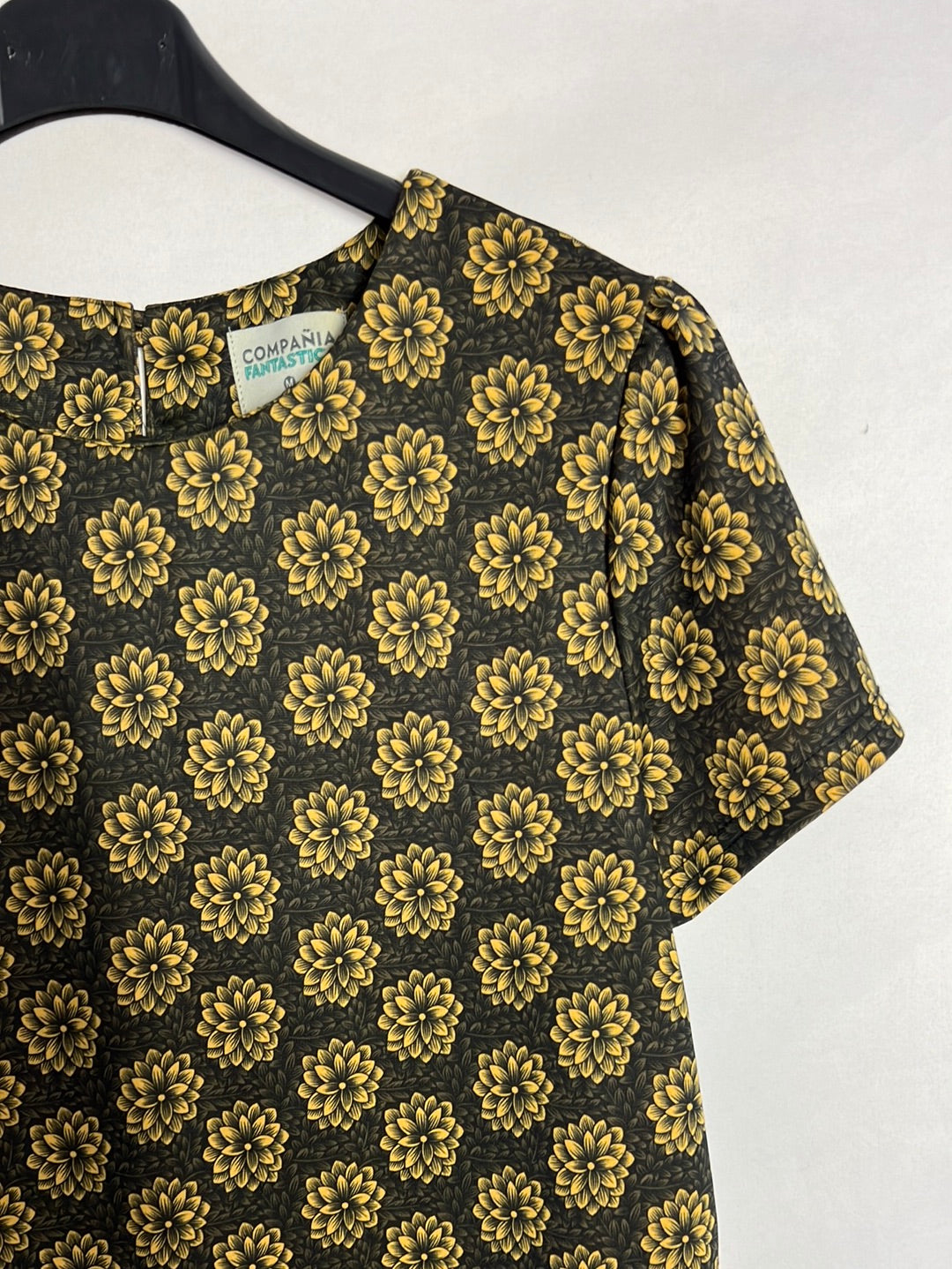 COMPAÑÍA FANTÁSTICA. Top estampado flores. T M