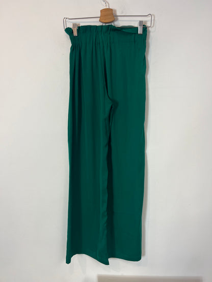MANGO. Flowy green trousers T.xs