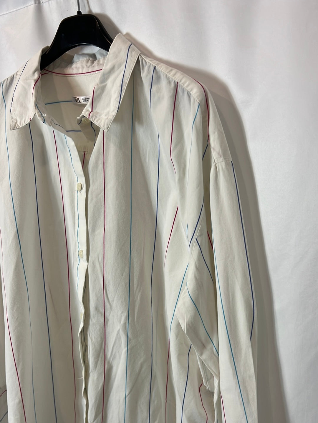 ZARA. White shirt with tricolor stripes. TS