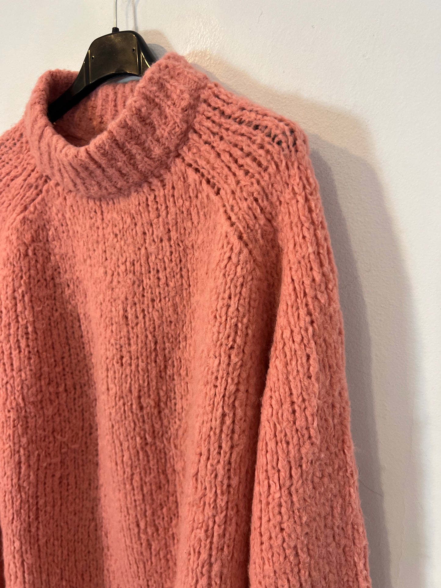 BIMBA Y LOLA. Jersey rosa. T M