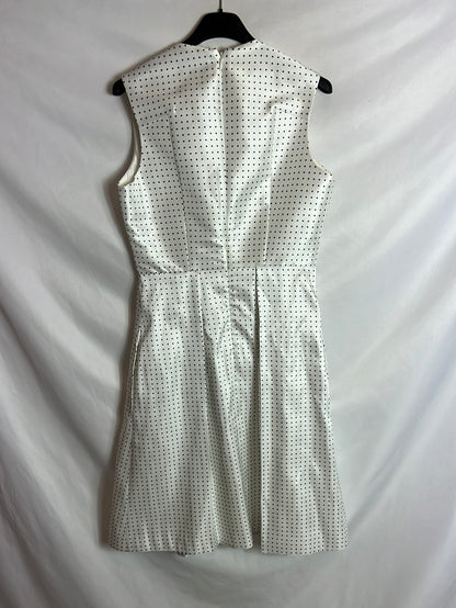 ADOLFO DOMINGUEZ. White mini dress with black polka dots. Size 38