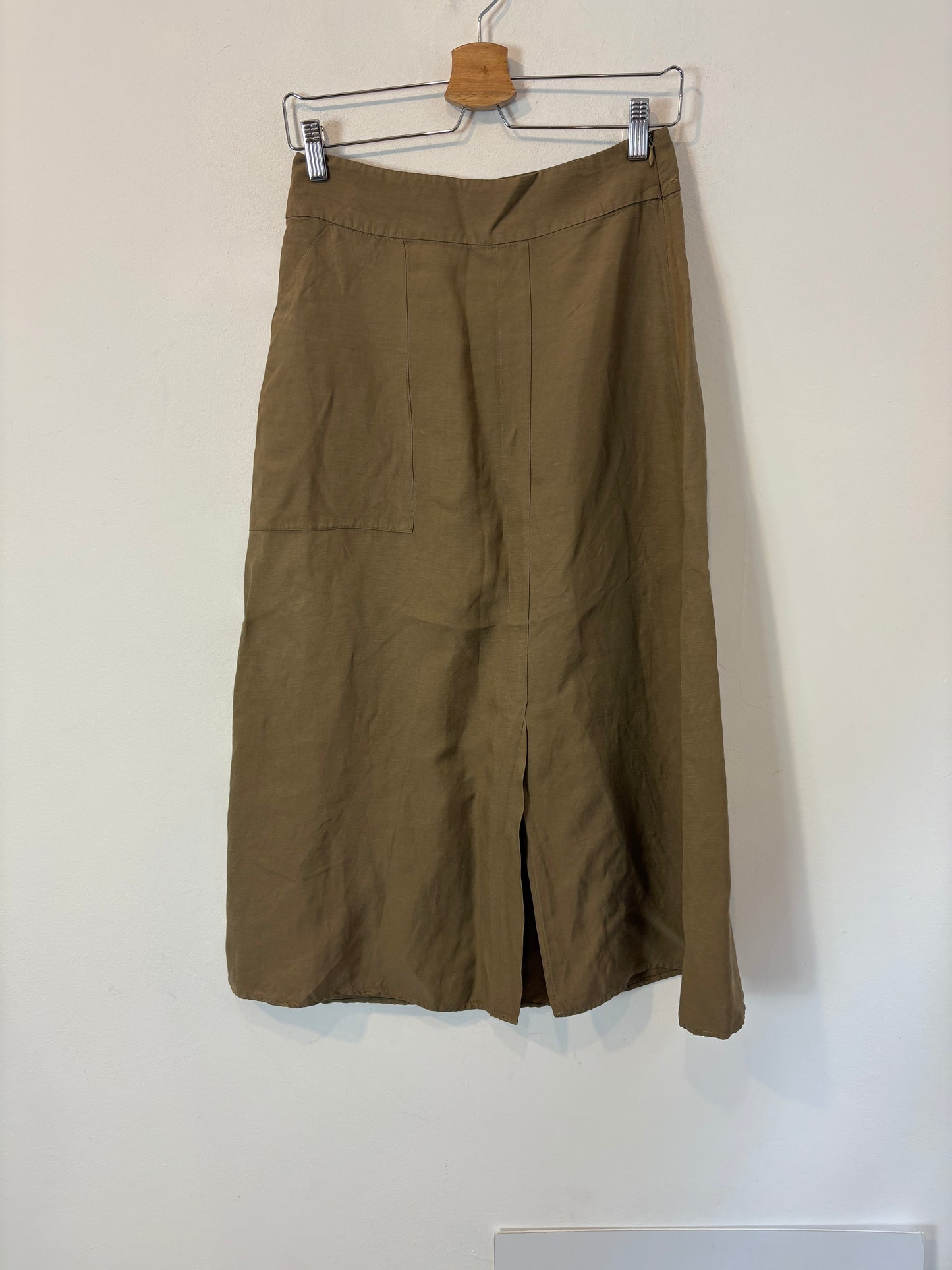 MANGO. Falda midi abertura con lino