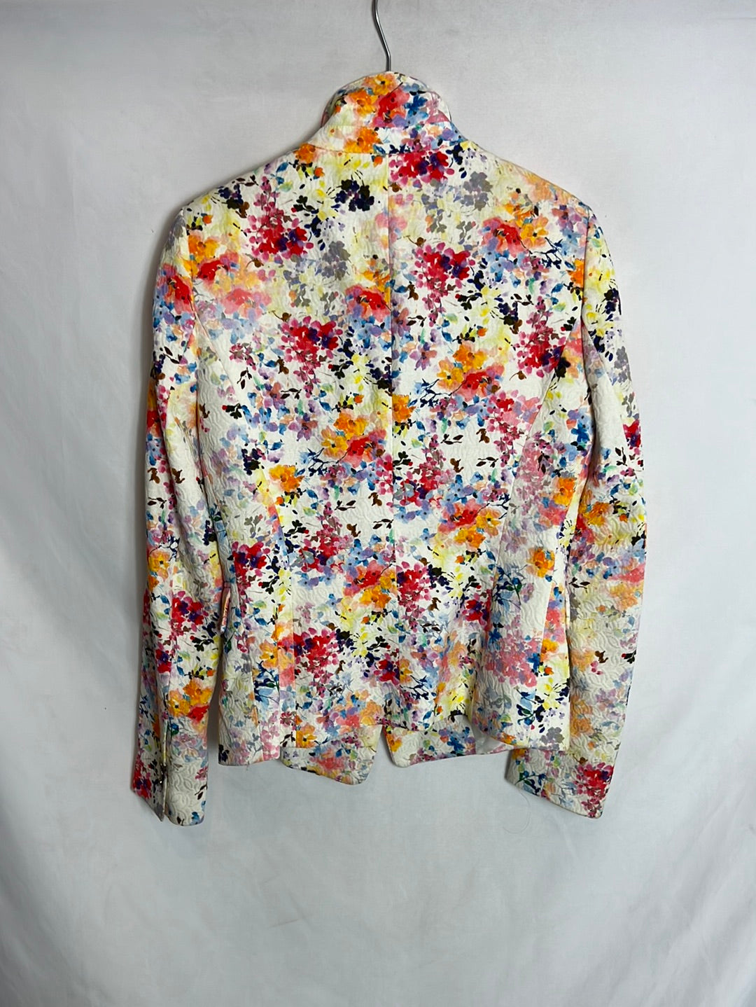 ZARA. Blazer textura flores. T M