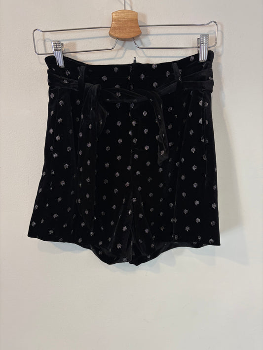 ZARA. Short green gathered dress. TS