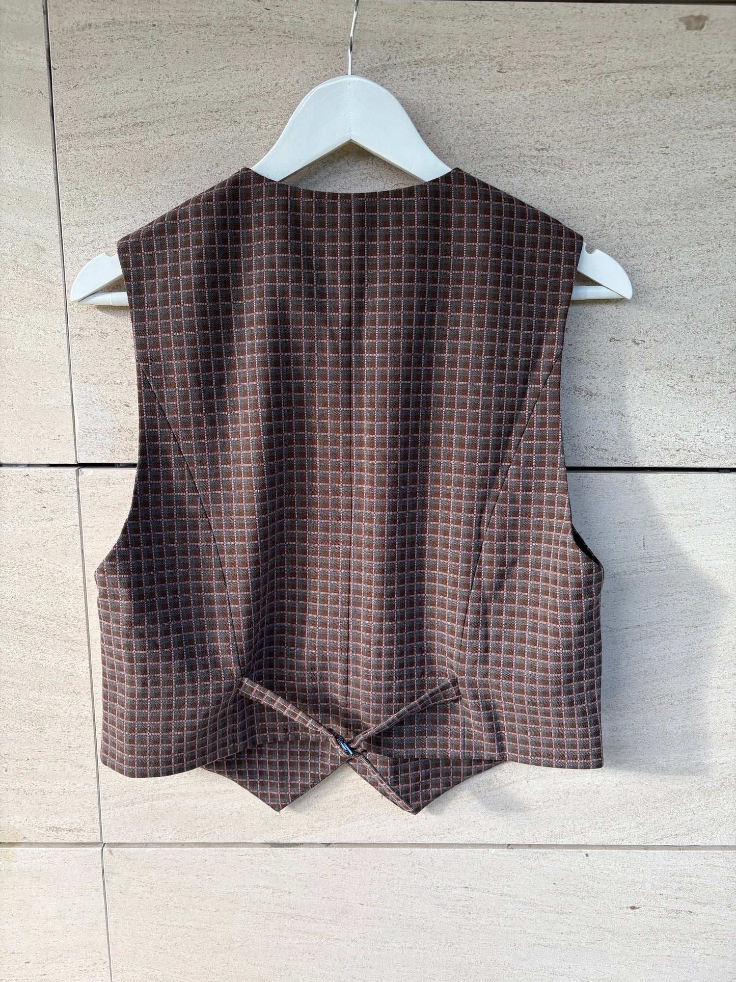 ZARA. Black stretch knit top. TL