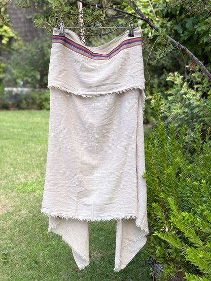 OTRAS. Falda pareo beige detalle cinturón. TU (S/M)