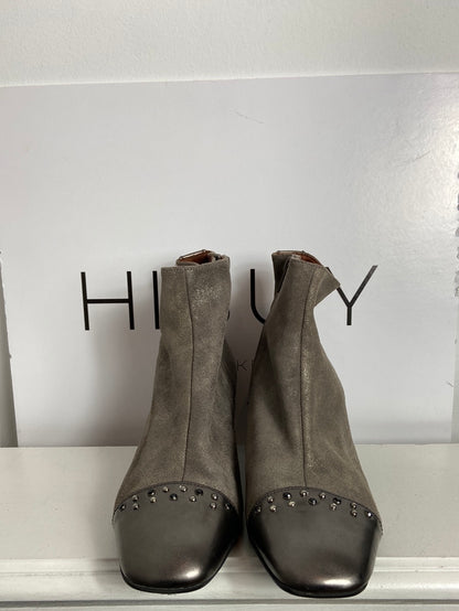 HISPANITAS. Botas piel detalle puntera T.41