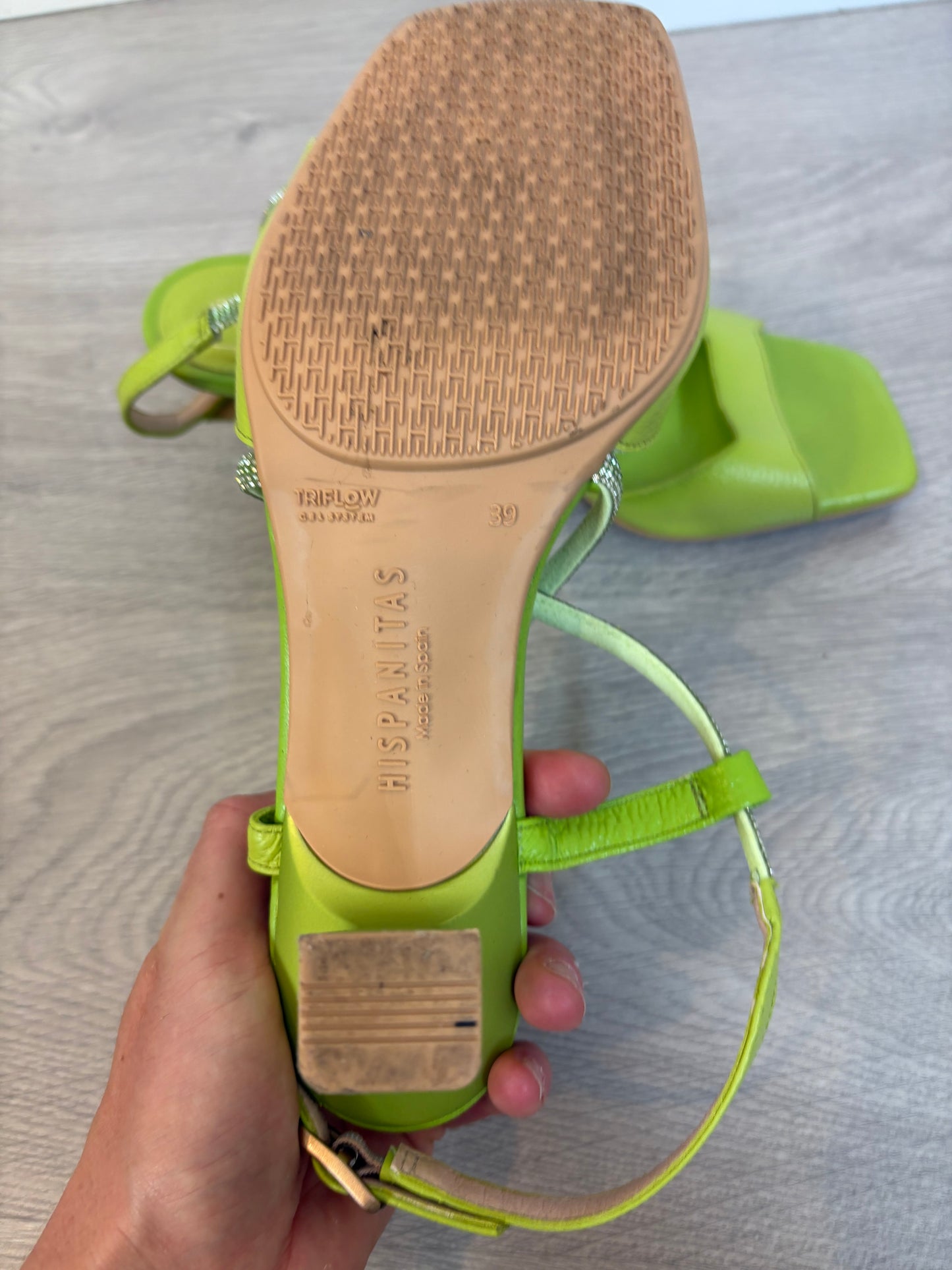 HISPANITAS. Sandalias verdes mini pedrería. T 39