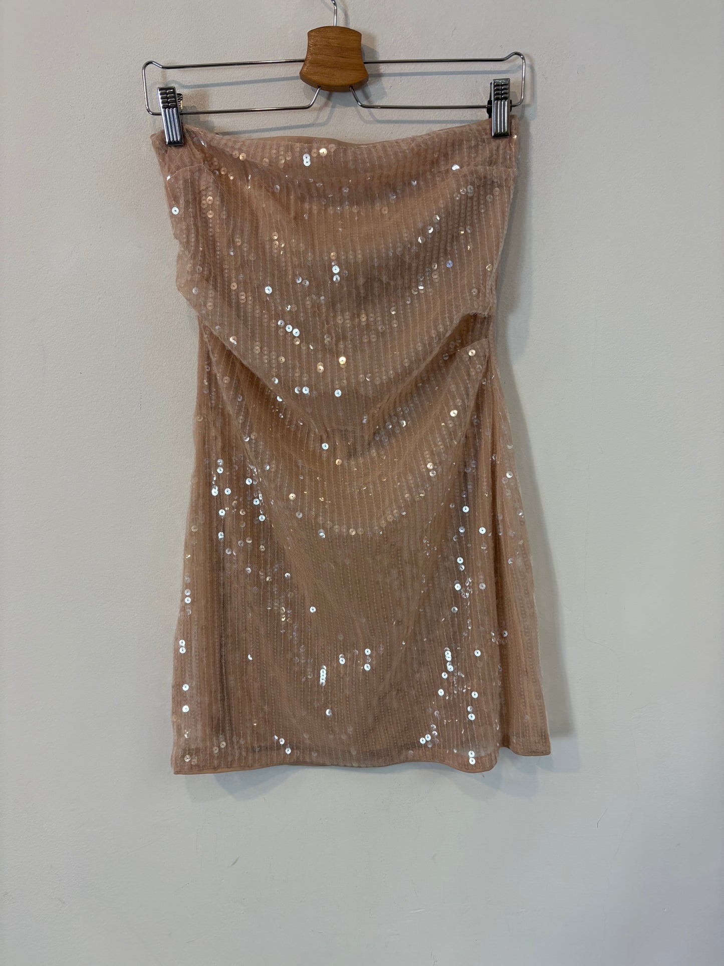 ZARA. Vestido corto lentejuelas palabra de honor