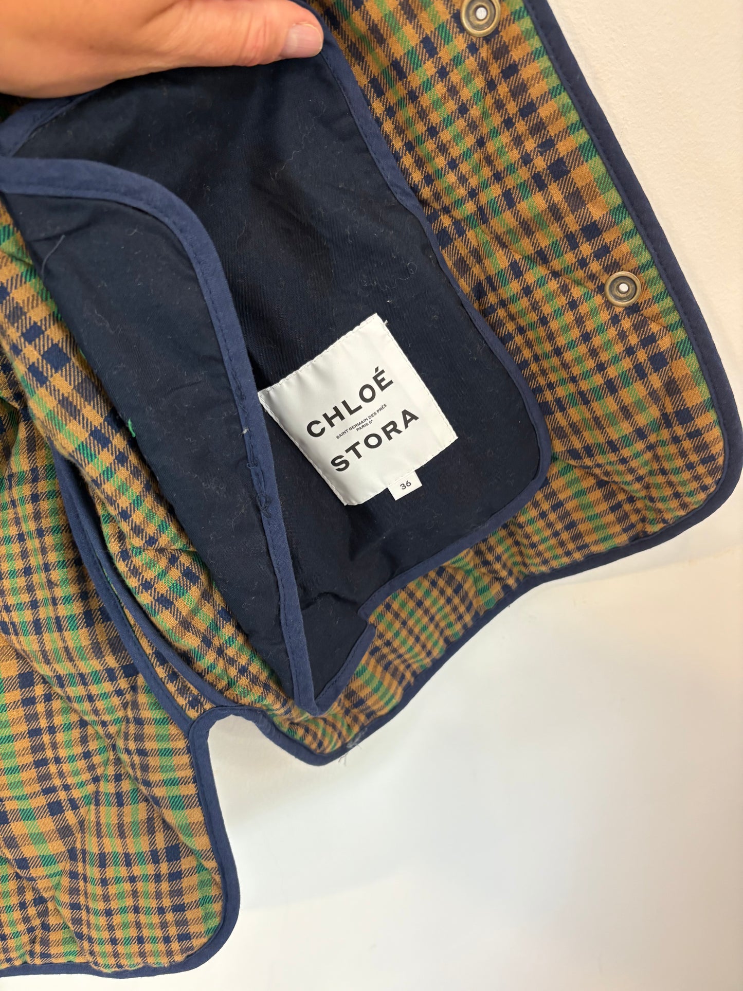 CHLOÉ STORA PARIS. Chaleco acolchado cuadros