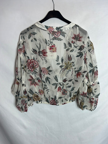 BERSHKA. Blusa semitransparente  flores. T S