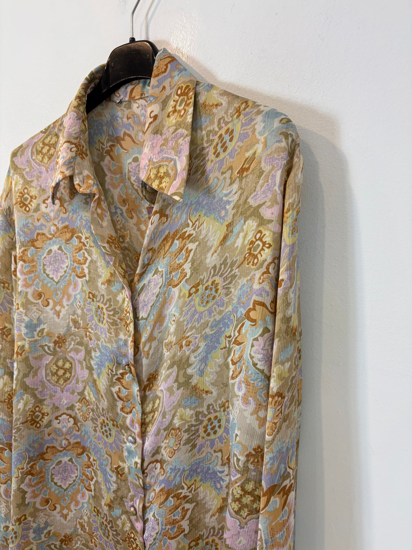 OTRAS. Blusa estampada fluida. T S