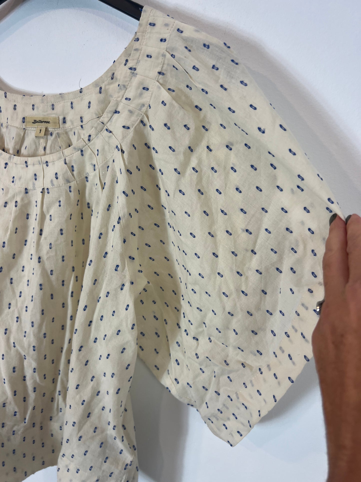 BELLEROSE. Beige blouse with blue embroidery S.1(s)