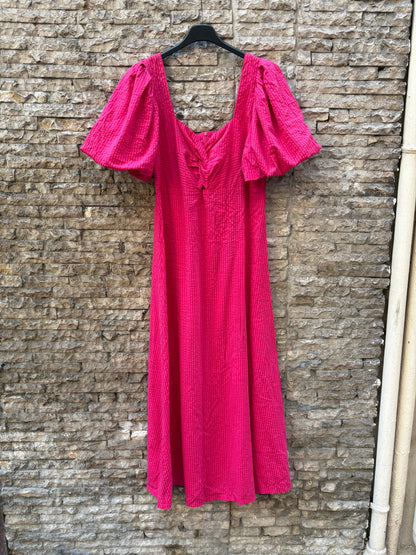 MANGO. Vestido largo rosa mangas farol
