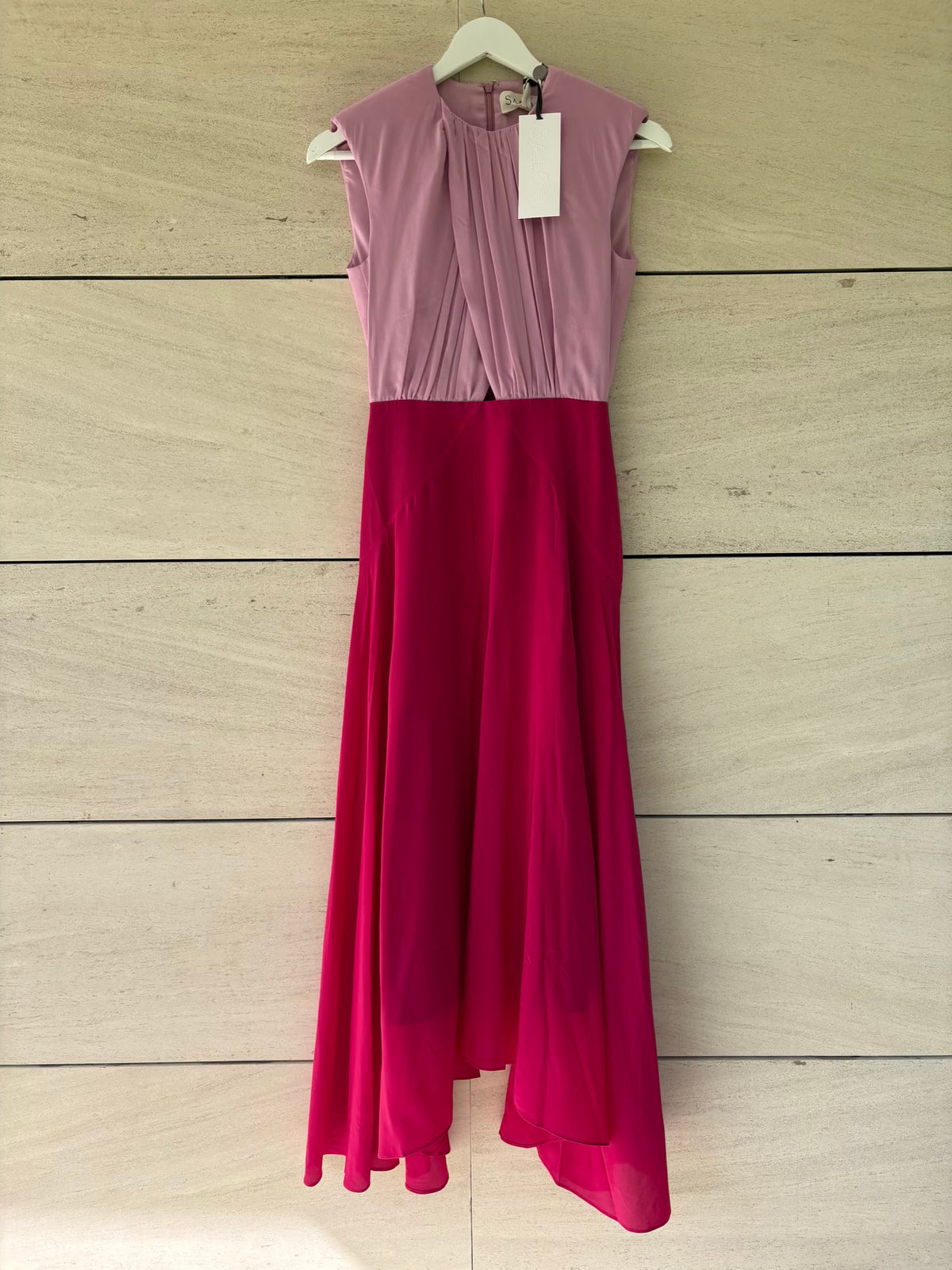 SALONI. Vestido largo seda bicolor