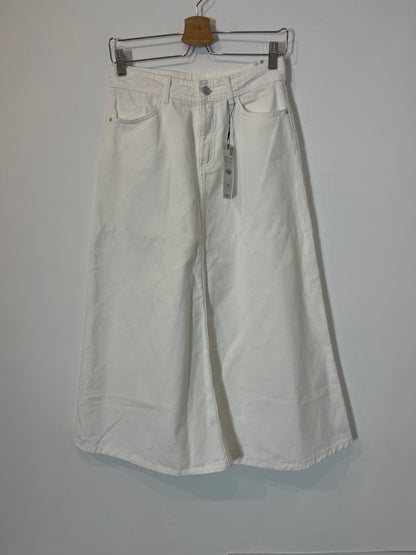 ZARA. Falda midi denim blanca . T XS