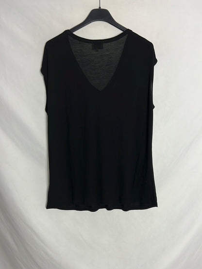 BIMBA Y LOLA. Black sequin T-shirt TM