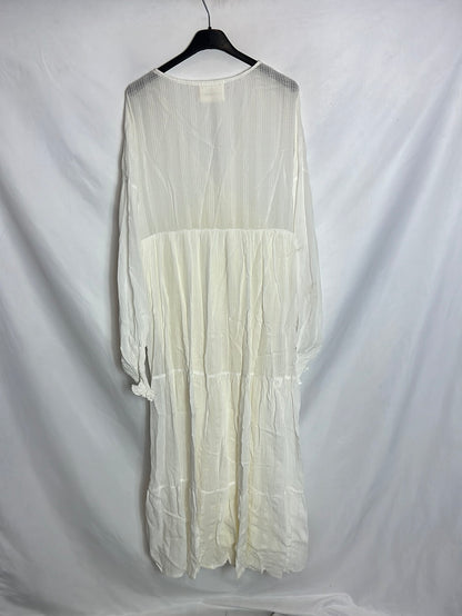 D'SANDRINE. Off-white textured midi dress. TS/M