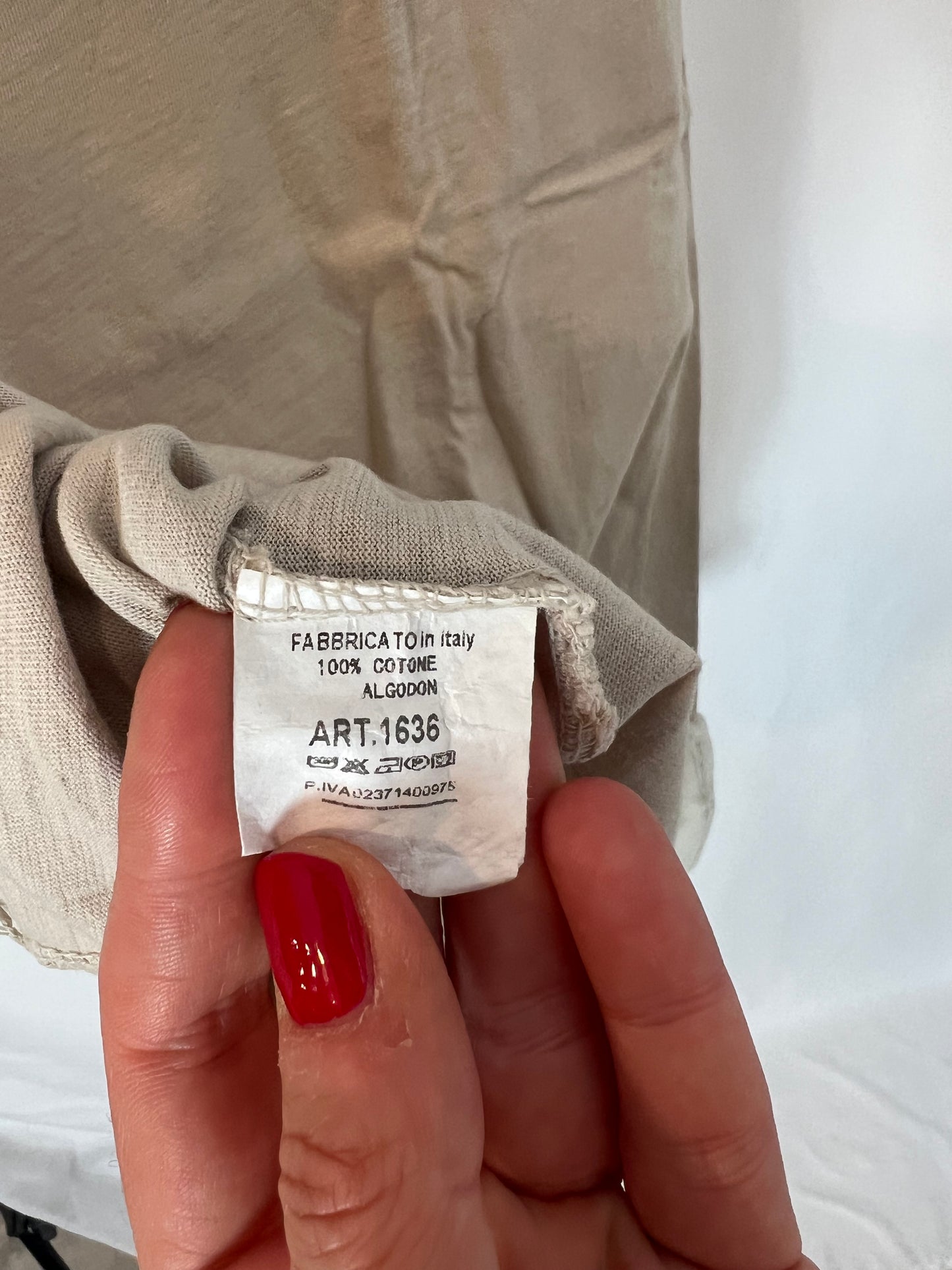 CHOCOLATE PREPPY. Camiseta algodón beige. T M