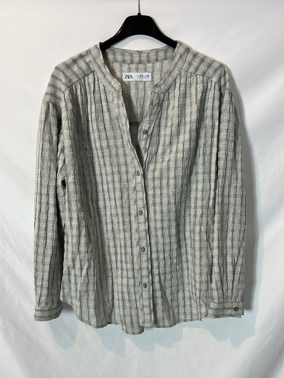 ZARA. Textured gray blouse. Size 13-14 years (S)