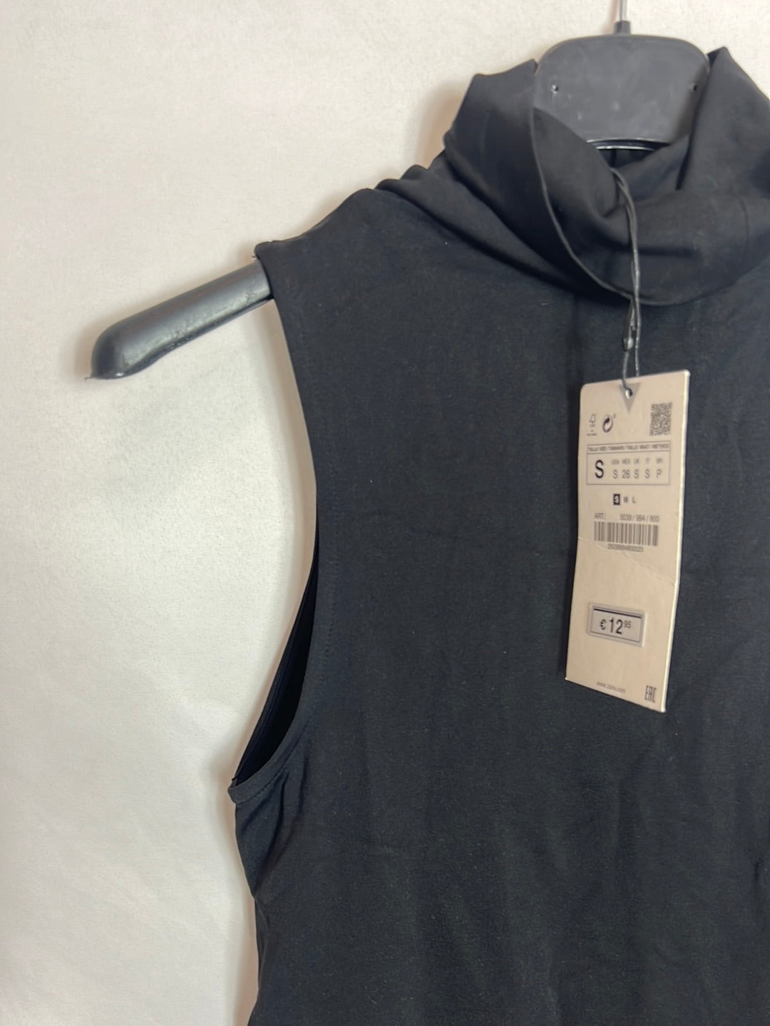 ZARA. Body negro elastico . T S