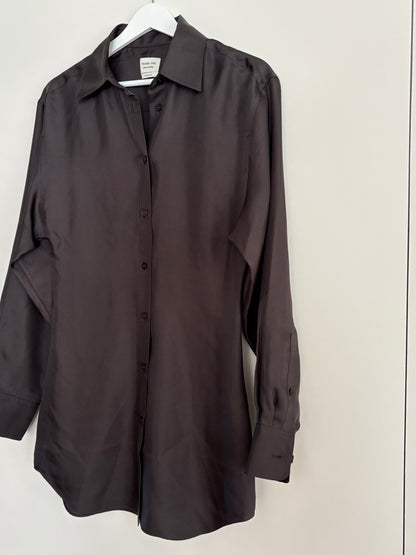MASSIMO DUTTI Limited Edition. Camisa satinada  fluida