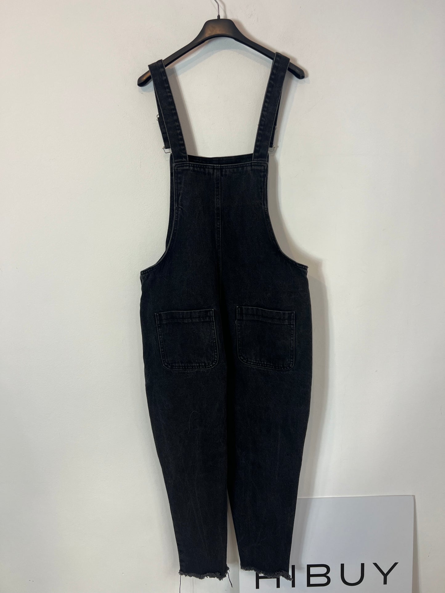 ZARA. Peto denim negro efecto desgastado. T M
