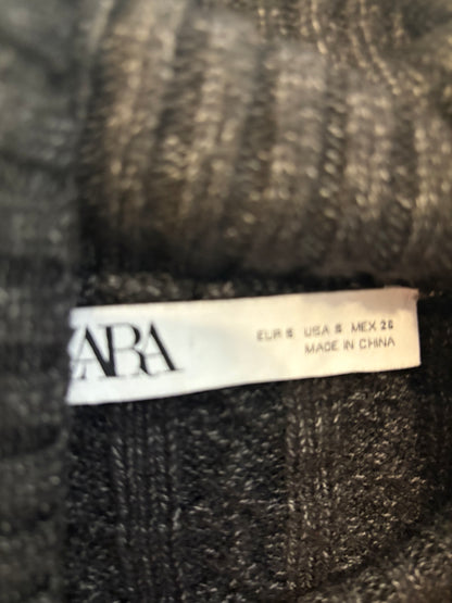 ZARA. Black stretch knit top. TL