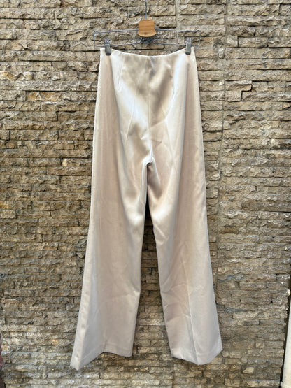 ZARA. Beige flowing blouse. Size M
