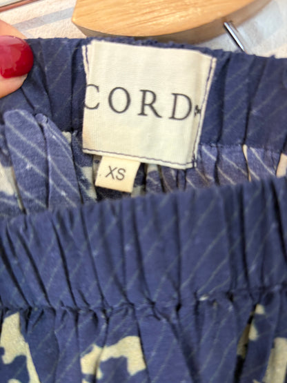 CORD. Falda larga azul estampada