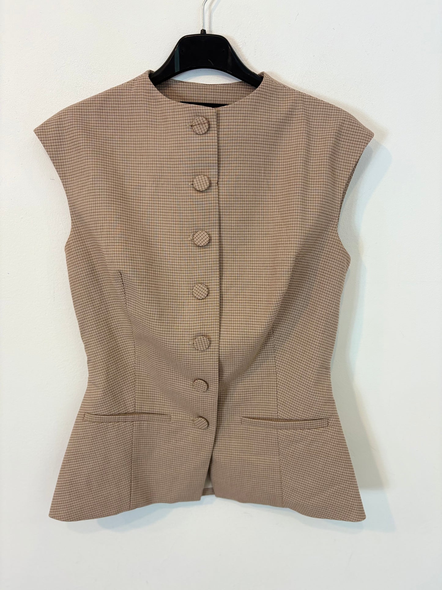 ZARA. Beige checked vest. Size XS