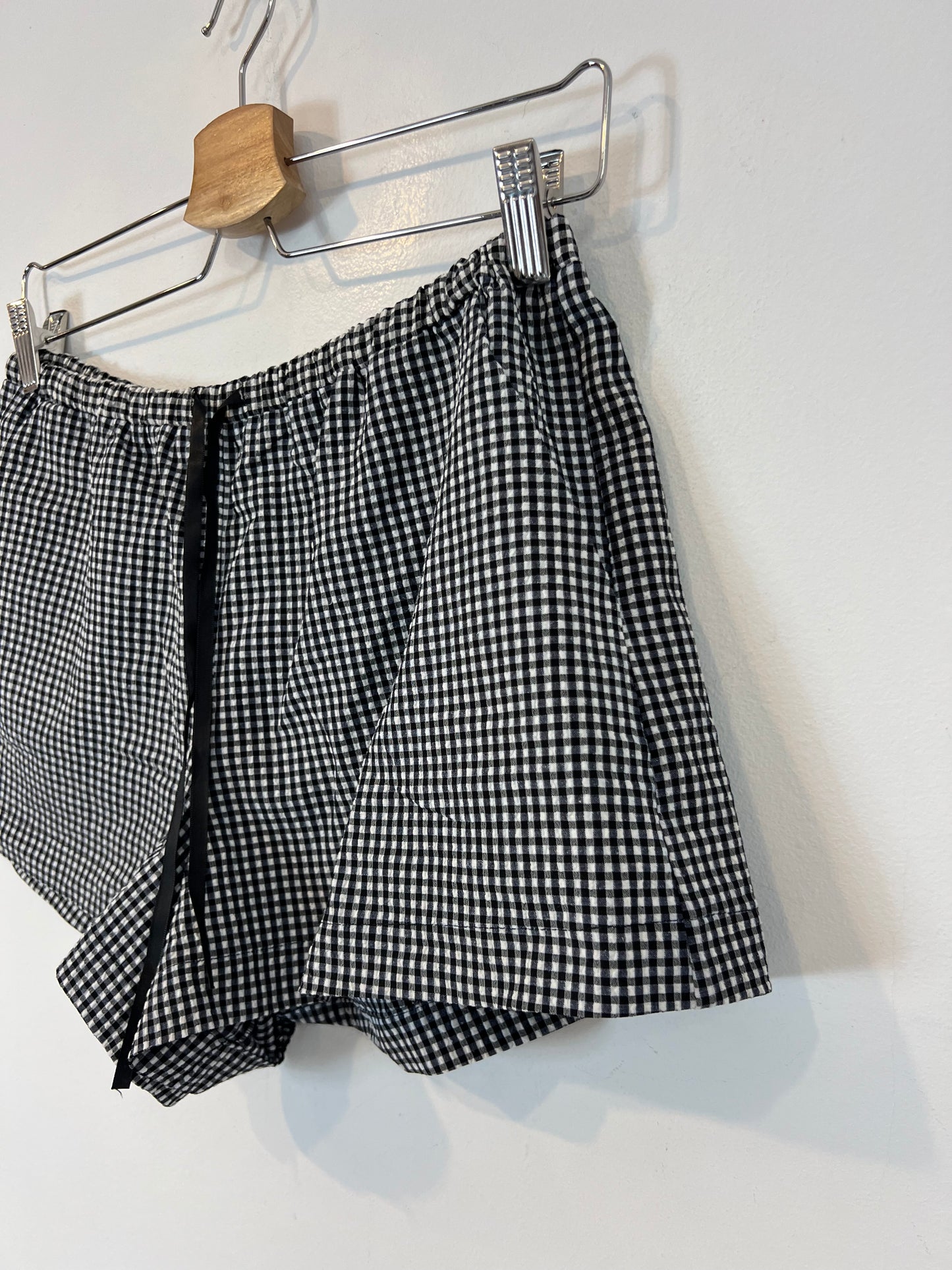 ZARA. Pantalón corto cuadros T.s