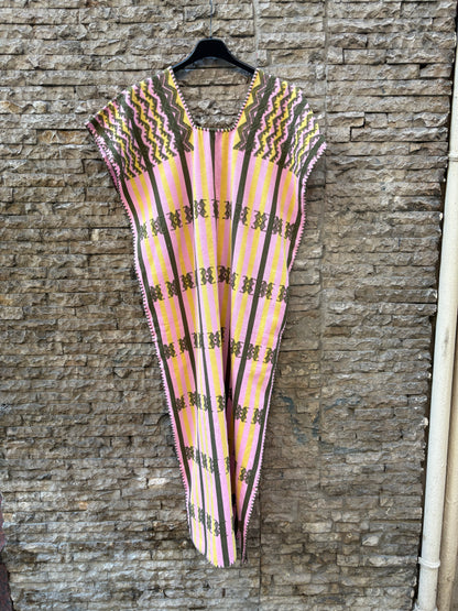 Huipil tejido a mano colores