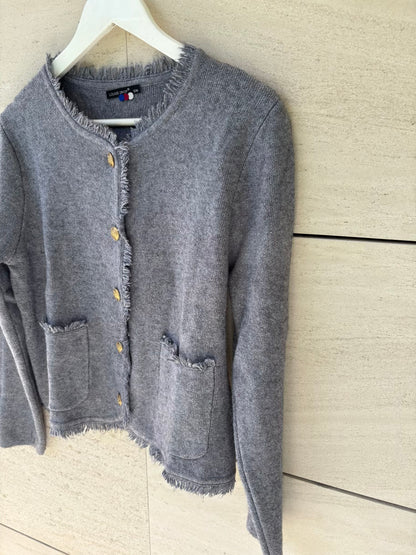Chaqueta gris botones dorados con lana